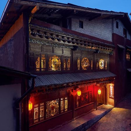 Jiumi Snow Mountain Original Art Hotel Shangri-La Exterior photo
